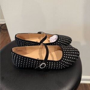 Girl’s LimeLight Black Dress Shoes with Rhinestone Accents size 2